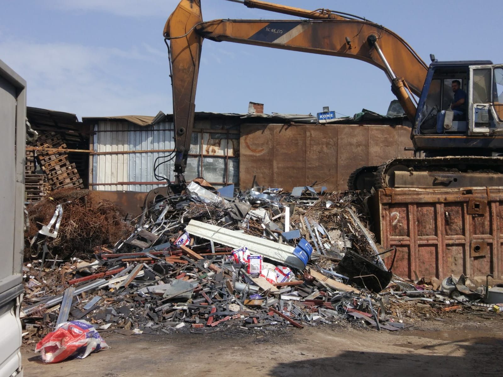 Hurda Otomotiv Parçaları